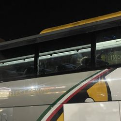 El Paso-Los Angeles Limousine Express - Bus