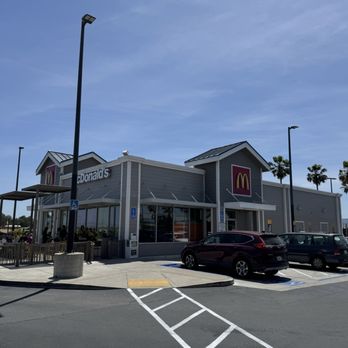 McDonald's - Burgers Near Me - Discovery Bay, California