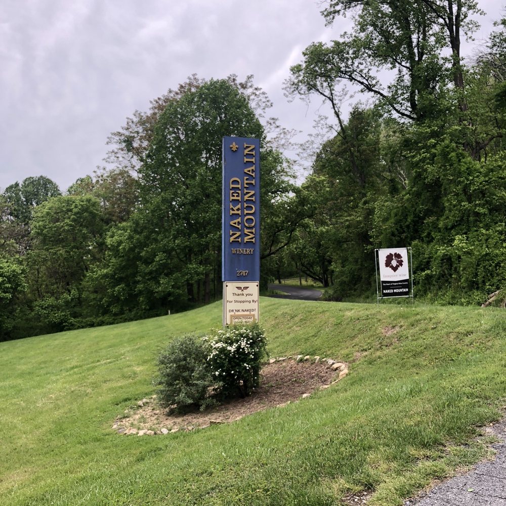 Naked Mountain Winery & Vineyards - Wineries Near Me - Markham, Virginia