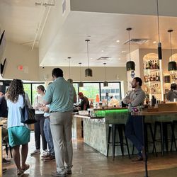 Popular lunch spot for the downtown crowd- get there a little early.