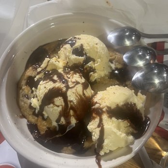 Giordano's - Oversized Skillet Cookie - Pizza Near Me - Chicago, Illinois Giordano's - Oversized Skillet Cookie - Pizza Near Me - Chicago, Illinois