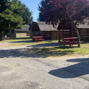 Redwood Coast Cabins & Rv Resort - RV Parks Near Me - Eureka, California
