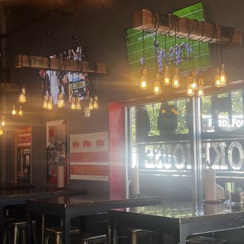 DCity Smokehouse - Lots of tvs - Barbeque Near Me - Washington, DC, District of Columbia