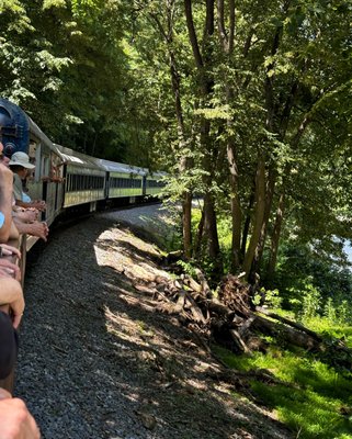 Potomac Eagle Scenic Railroad by null
