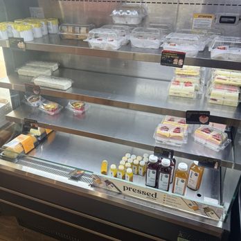 85°C Bakery Cafe - Coffee & Tea Near Me - Chino Hills, California