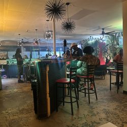 Inside/Bar Area
