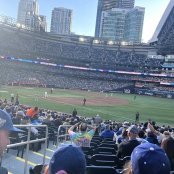 Rogers Centre - Stadiums & Arenas Near Me - Toronto, Ontario Rogers Centre - Stadiums & Arenas Near Me - Toronto, Ontario