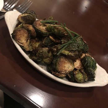 Wellington's - Fried Brussels - Bars Near Me - Johnson City, Tennessee
