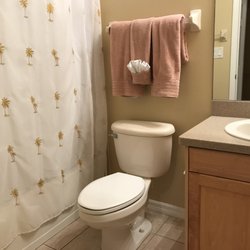 Clearwater Beach Condo Rental - Guest bathroom