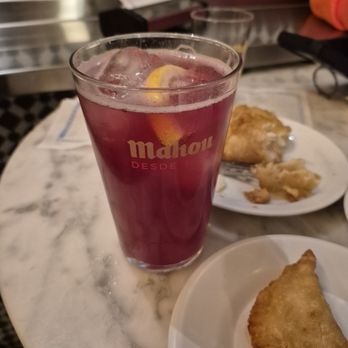 Revuelta - tinto verano :) - Tapas Bars Near Me - Madrid, M