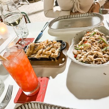 Lucky Shuck - Crawfish Mac 'N' Cheese and Shrimp Fried Dirty Rice - Seafood Near Me - Jupiter, Florida Lucky Shuck - Crawfish Mac 'N' Cheese and Shrimp Fried Dirty Rice - Seafood Near Me - Jupiter, Florida
