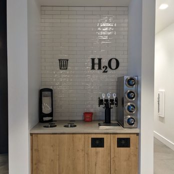 Element Eatery - Pour your own water - Beer Gardens Near Me - Cincinnati, Ohio