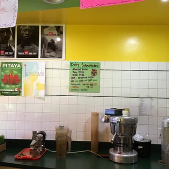 Da Juice Bar - They can make your smoothie with non-dairy substitutes...for a price - Juice Bars & Smoothies Near Me - Glendale, California Da Juice Bar - They can make your smoothie with non-dairy substitutes...for a price - Juice Bars & Smoothies Near Me - Glendale, California