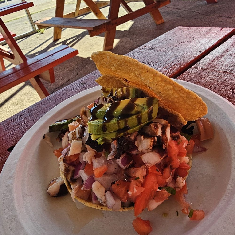 El Marisquero Seafood - Tres amigos cevjche tostada - Food Trucks Near Me - Austin, Texas El Marisquero Seafood - Tres amigos cevjche tostada - Food Trucks Near Me - Austin, Texas