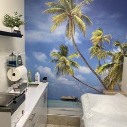 Brazilian Wax By Andreia - Cute waxing room