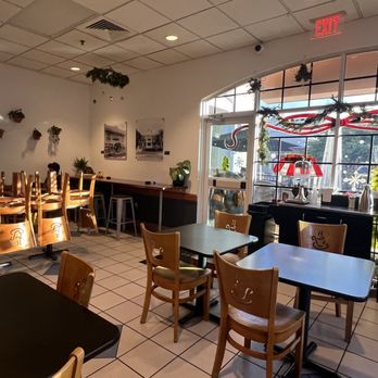 Richard's Fine Coffees - Coffee & Tea Near Me - Winter Haven, Florida
