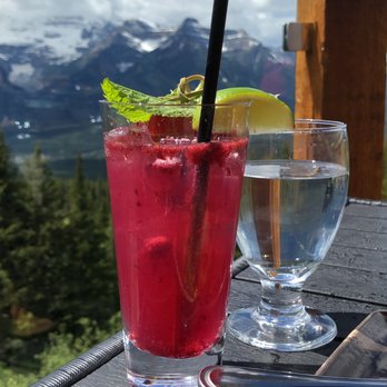 Whitehorn Bistro - Bistros Near Me - Lake Louise, Alberta