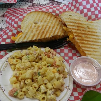 Halletts Market & Cafe - Coffee & Tea Near Me - Spokane Valley, Washington