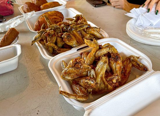 Campa's (Alitas y Papas) by null