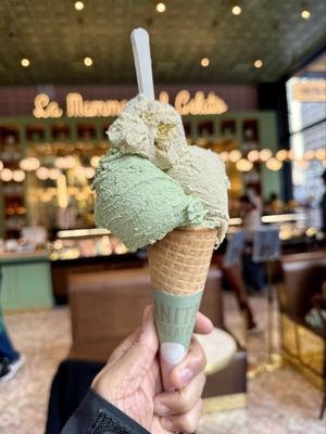 Anita La Mamma del Gelato by null