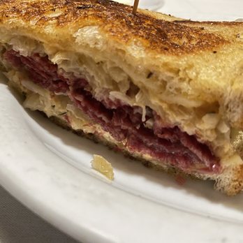Glendora Continental - Mmm a nice Rueben so big I didn't think my brother could finish it! - Lounges Near Me - Glendora, California Glendora Continental - Mmm a nice Rueben so big I didn't think my brother could finish it! - Lounges Near Me - Glendora, California
