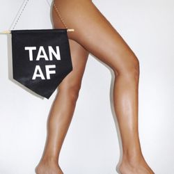 The Sugared Belle - Spray Tan AF! By Monica