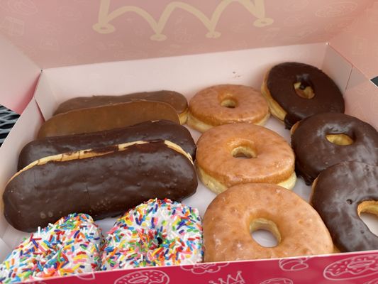 DK's Donuts by null