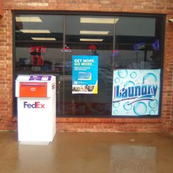 Tony's Truck Stop - Outside fedex