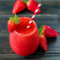 JJ Fish & Chicken - Strawberry slushie