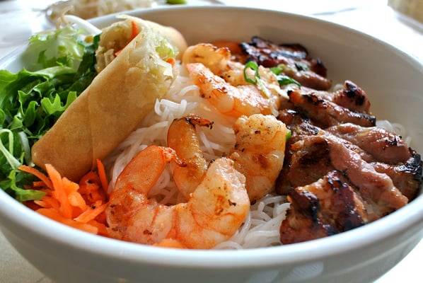 New Mee Fung Restaurant by null