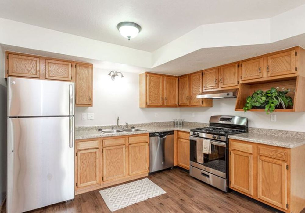 ROCK RIVER TOWNHOMES Updated October 2024 Request Information 33