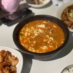 Yama - Young’s Restaurant - Seafood tofu soup