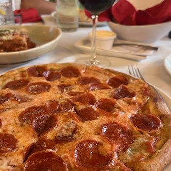 La Terraza Di Roma - Pepperoni pizza - Italian Near Me - Puerto Vallarta, JAL La Terraza Di Roma - Pepperoni pizza - Italian Near Me - Puerto Vallarta, JAL