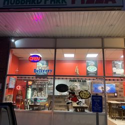 Hubbard Park Pizza of Southington