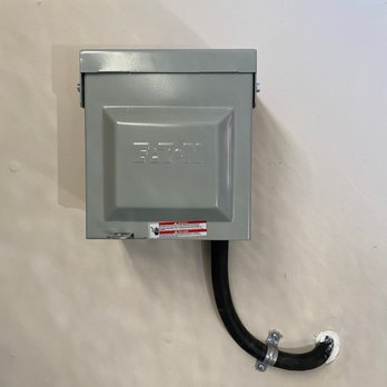 Elston Electric - Protective outlet box - Electricians Near Me - Lucerne Valley, California Elston Electric - Protective outlet box - Electricians Near Me - Lucerne Valley, California