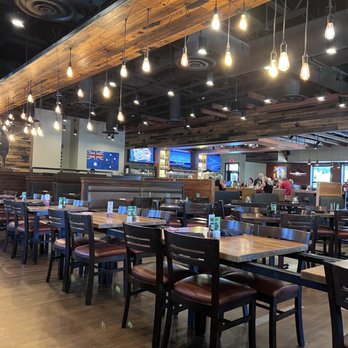 Outback Steakhouse - Steakhouses Near Me - Vero Beach, Florida