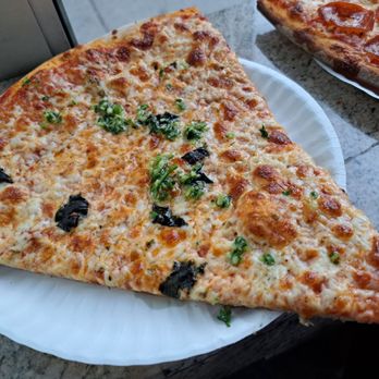 Fresca Pizza & Pasta - Margherita slice - Pizza Near Me - Toronto, Ontario Fresca Pizza & Pasta - Margherita slice - Pizza Near Me - Toronto, Ontario