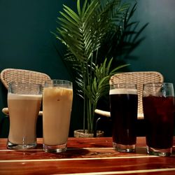 Harvey's Coffee & Cocktails
