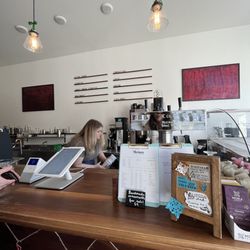 Mechanic Coffee - Counter