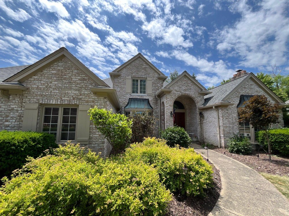 FEAZEL Updated September 2024 68 Photos 12710 Corporate Dr, Parma