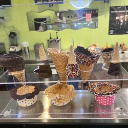 Sprinkles Ice Cream & Sandwich Shop - Homemade waffle cones and cups