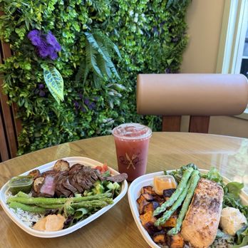 Sear and Stem - Steak bowl, wild Alaskan salmon bowl - New American Near Me - San Diego, California Sear and Stem - Steak bowl, wild Alaskan salmon bowl - New American Near Me - San Diego, California
