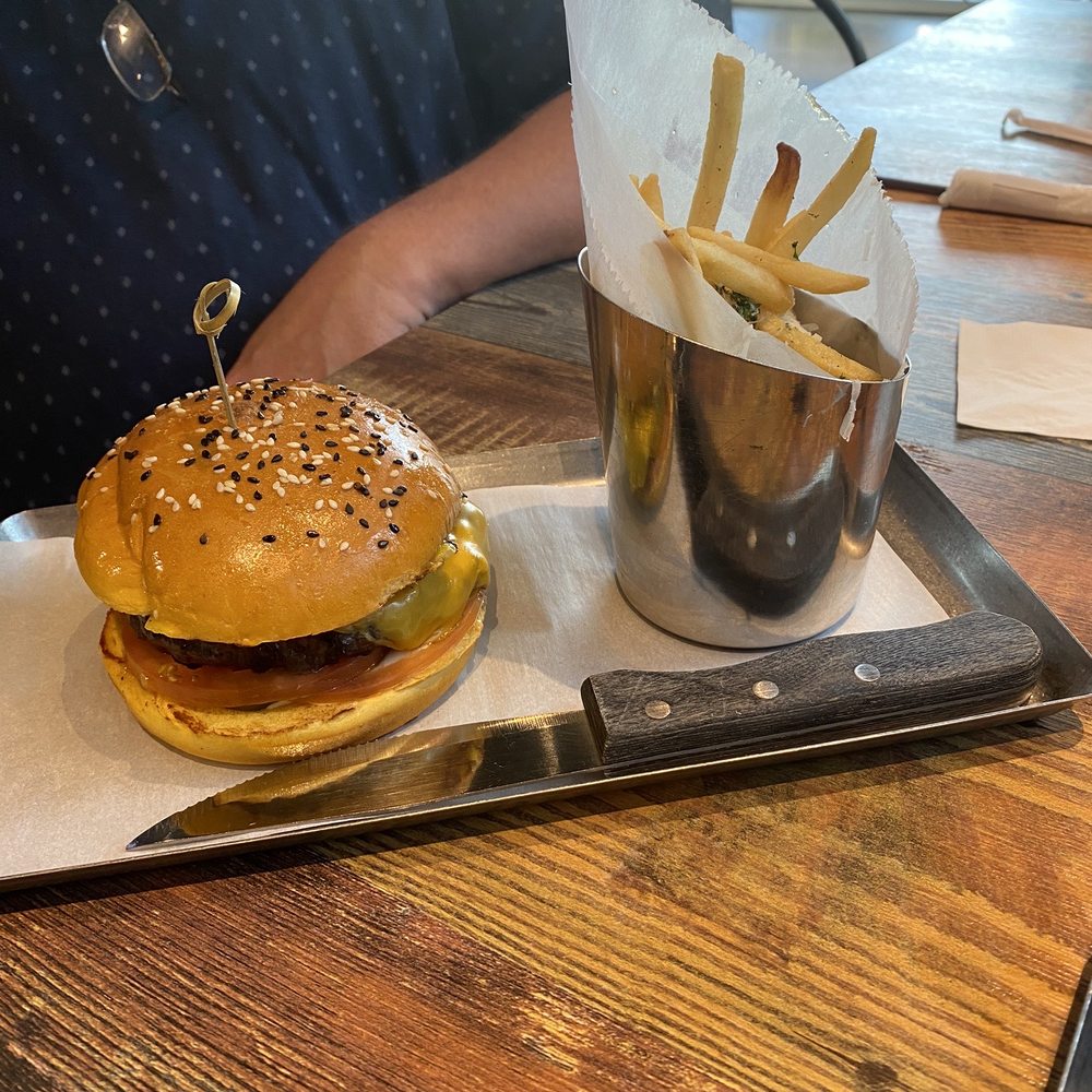 Spectators Bar & Grill - Cheeseburger - Sports Bars Near Me - Sugar Land, Texas Spectators Bar & Grill - Cheeseburger - Sports Bars Near Me - Sugar Land, Texas