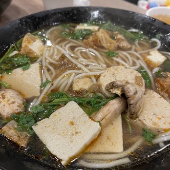 Happy Buddha Kitchen - Bon bo 10. Hue Style Spicy Beef Vermicelli Soup Bn B Hu - Vegetarian Near Me - Temple City, California Happy Buddha Kitchen - Bon bo 10. Hue Style Spicy Beef Vermicelli Soup Bn B Hu - Vegetarian Near Me - Temple City, California