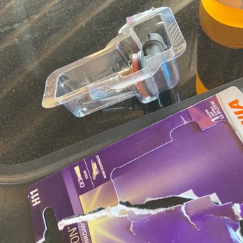 O'Reilly Auto Parts - New headlight bulb - Auto Parts & Supplies Near Me - Oxnard, California O'Reilly Auto Parts - New headlight bulb - Auto Parts & Supplies Near Me - Oxnard, California