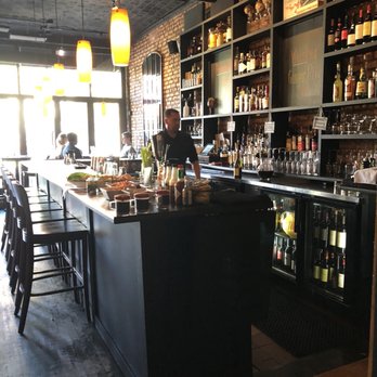 PR Italian Bistro - The bar - Italian Near Me - Chicago, Illinois PR Italian Bistro - The bar - Italian Near Me - Chicago, Illinois
