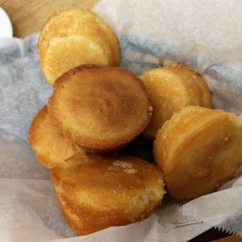 Lizard's Thicket Restaurants - Corn bread - Southern Near Me - Columbia, South Carolina