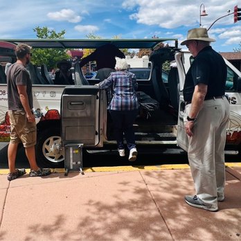 Scenic Sedona Tours - Getting picked up after lunch. - Bus Tours Near Me - Sedona, Arizona Scenic Sedona Tours - Getting picked up after lunch. - Bus Tours Near Me - Sedona, Arizona