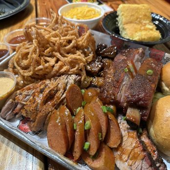 Rollin Smoke Barbeque - Barbeque Near Me - Las Vegas, Nevada