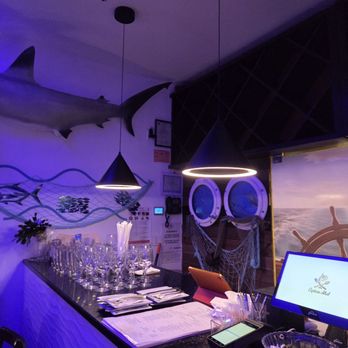 Captain Ihab - Interior - Seafood Near Me - Farmingdale, New York